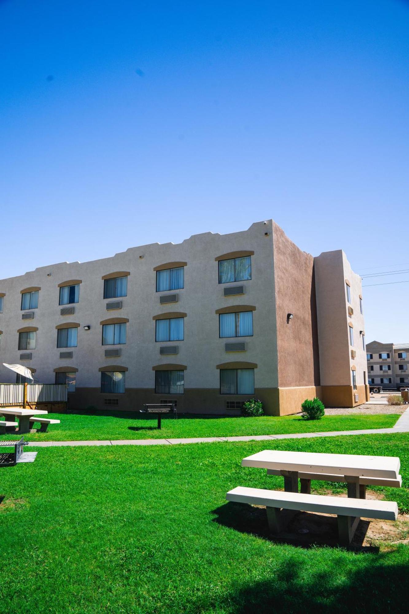 Super 8 By Wyndham Yuma Hotel Buitenkant foto