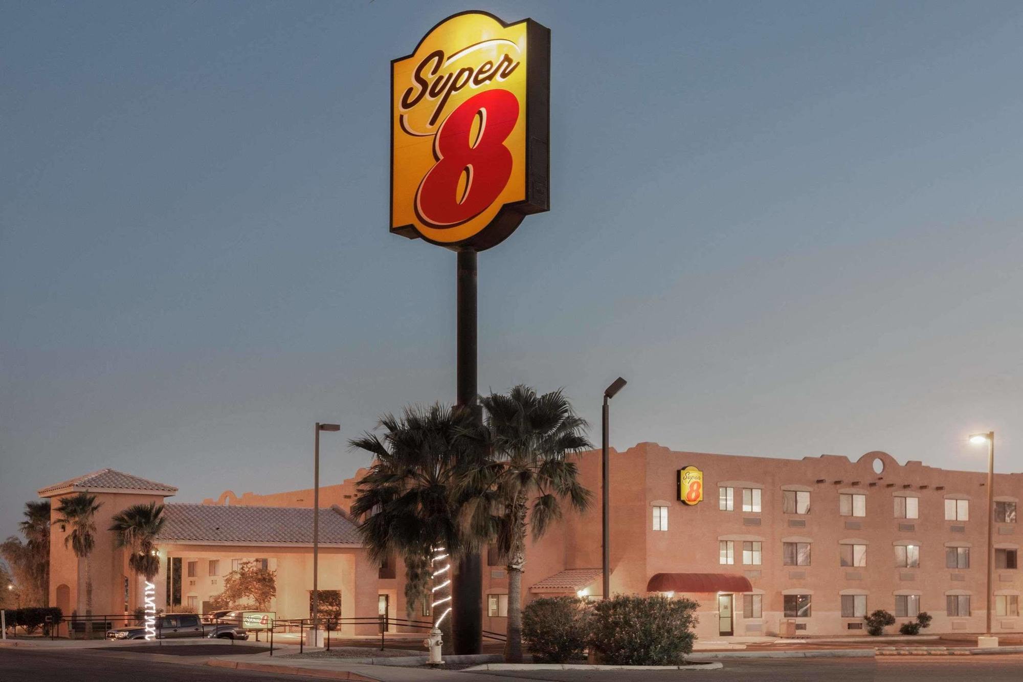 Super 8 By Wyndham Yuma Hotel Buitenkant foto